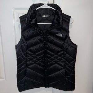 NWOT North Face Black Aconcagua Vest (Women’s Medium)